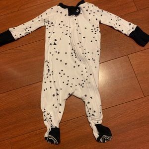 Burt’s Bees newborn sleeper